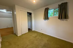 211 Kendall Ave N, Thief River Falls, MN 56701 - Photo 34