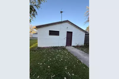 211 Kendall Avenue N, Thief River Falls, MN 56701 - Photo 46