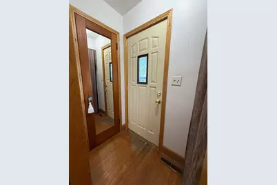 211 Kendall Avenue N, Thief River Falls, MN 56701 - Photo 4