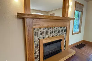 211 Kendall Ave N, Thief River Falls, MN 56701 - Photo 8