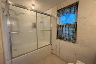 211 Kendall Ave N, Thief River Falls, MN 56701 - Photo 26