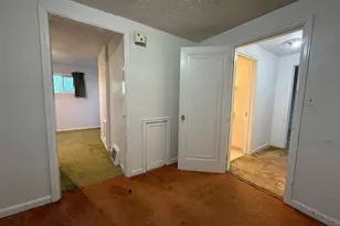 211 Kendall Ave N, Thief River Falls, MN 56701 - Photo 30