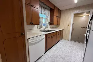 211 Kendall Ave N, Thief River Falls, MN 56701 - Photo 14