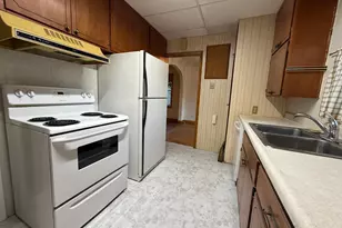 211 Kendall Ave N, Thief River Falls, MN 56701 - Photo 16