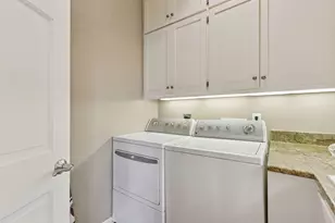 205 Mill St, Excelsior, MN 55331 - Photo 22