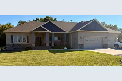 7596 Country Creek Road, Wahpeton,  58075 - Photo 1