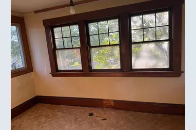 988 Earl Street, Saint Paul, MN 55106 - Photo 10