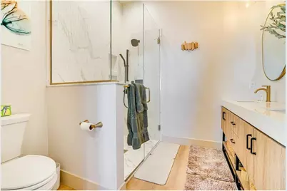 119 S Washington St, Lake City, MN 55041 - Photo 10