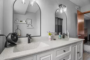 2595 Fox Hollow Ln, Owatonna, MN 55060 - Photo 24