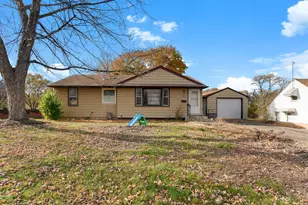 354 12th Ave S, South Saint Paul, MN 55075 - Photo 1