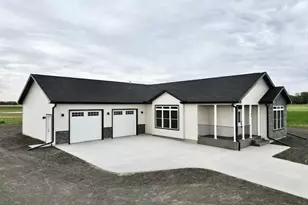 1106 Sunflower Rd Rwf, Redwood Falls, MN 56283 - Photo 4