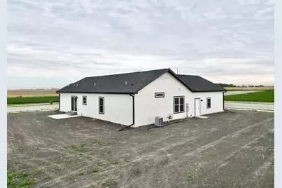 1106 Sunflower Rd Rwf, Redwood Falls, MN 56283 - Photo 6