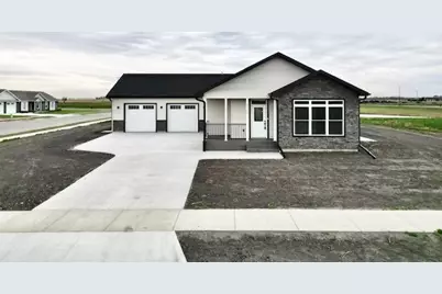 1106 Sunflower Rd Rwf, Redwood Falls, MN 56283 - Photo 2