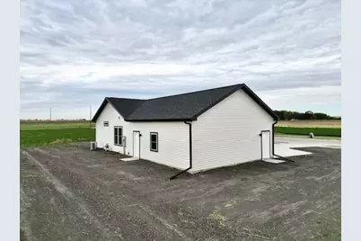 1106 Sunflower Rd Rwf, Redwood Falls, MN 56283 - Photo 4