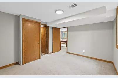 2670 Quail Avenue N, Golden Valley, MN 55422 - Photo 30