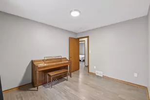 2670 Quail Ave N, Golden Valley, MN 55422 - Photo 26