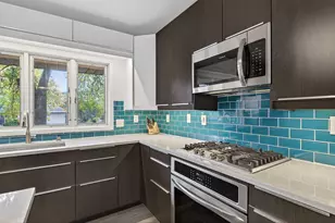 2670 Quail Ave N, Golden Valley, MN 55422 - Photo 10