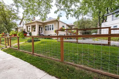 1417 E 10th Street, Duluth, MN 55805 - Photo 2