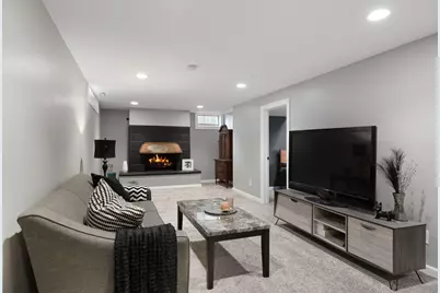 120 Ridge Road, Albert Lea, MN 56007 - Photo 4