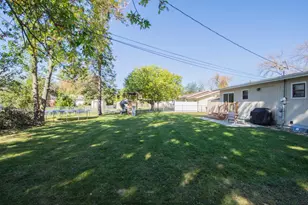 509 Birch Ln, Moorhead, MN 56560 - Photo 40