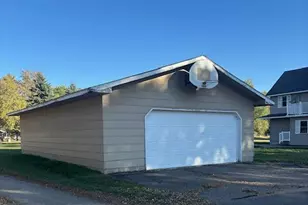 304 S 2nd St, Royalton, MN 56373 - Photo 12