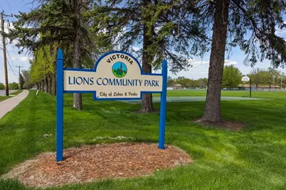 10373 Birchwood Circle, Victoria, MN 55318 - Photo 30