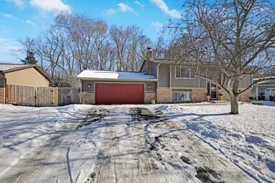 13773 Vernon Circle, Savage, MN 55378 - Photo 2