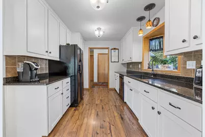 2524 38 1/2 Avenue S, Fargo, ND 58104 - Photo 12