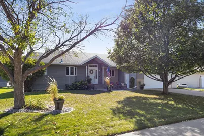 2524 38 1/2 Avenue S, Fargo, ND 58104 - Photo 1