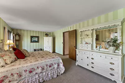 437 County Road C W, Roseville, MN 55113 - Photo 16