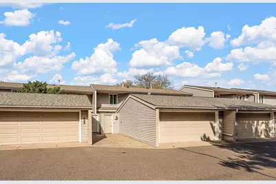 437 County Road C W, Roseville, MN 55113 - Photo 44