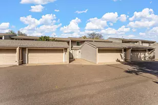 437 County Rd C West, Roseville, MN 55113 - Photo 38