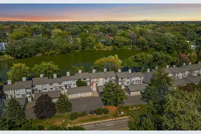 437 County Road C W, Roseville, MN 55113 - Photo 4