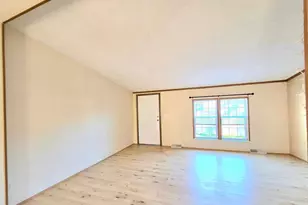 118 Snetting Dr, Thief River Falls, MN 56701 - Photo 16