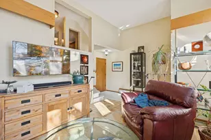 301 Selby Ave, Saint Paul, MN 55102 - Photo 4