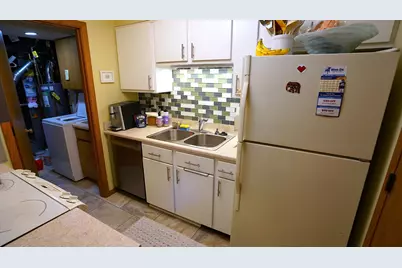 301 Selby Avenue, Saint Paul, MN 55102 - Photo 10