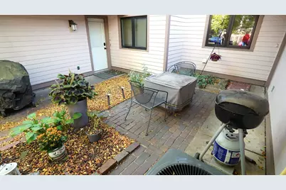 301 Selby Avenue, Saint Paul, MN 55102 - Photo 18