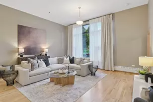 215 10th Ave S, Minneapolis, MN 55415 - Photo 4