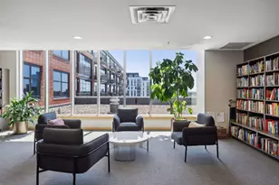 215 10th Ave S, Minneapolis, MN 55415 - Photo 60