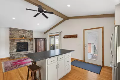 4300 Brunswick Avenue N, Crystal, MN 55422 - Photo 8