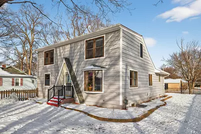 4300 Brunswick Avenue N, Crystal, MN 55422 - Photo 2