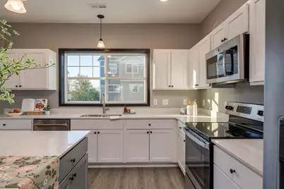 3052 Bluestem Trail, Mankato, MN 56001 - Photo 2