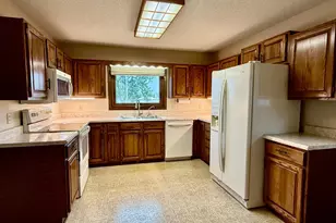 146 Washington Ave, Alden, MN 56009 - Photo 10