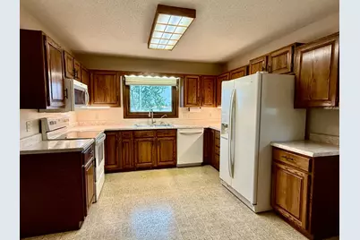 146 Washington Avenue, Alden, MN 56009 - Photo 12