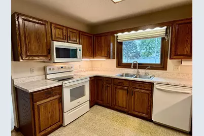 146 Washington Avenue, Alden, MN 56009 - Photo 12