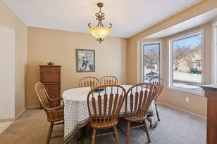 2605 Kennelly Pl, Burnsville, MN 55337 - Photo 6