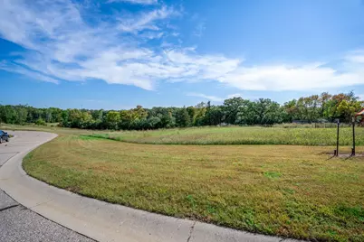 104 Meadow Lane, New London, MN 56273 - Photo 6