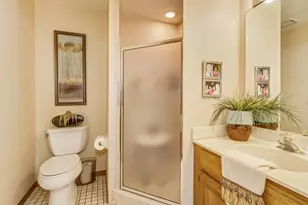 6831 Stonewood Ct, Eden Prairie, MN 55346 - Photo 34