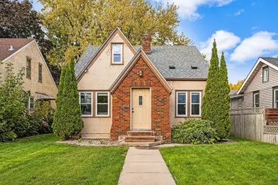 727 Cottage Avenue E, Saint Paul, MN 55106 - Photo 1