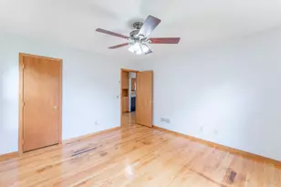 6632 Vincent Ave S, Richfield, MN 55423 - Photo 14